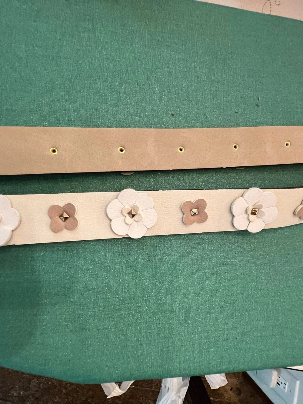 Women’s Belt White Tan Floral Faux Leather 46” Classy Contemporary Stylish